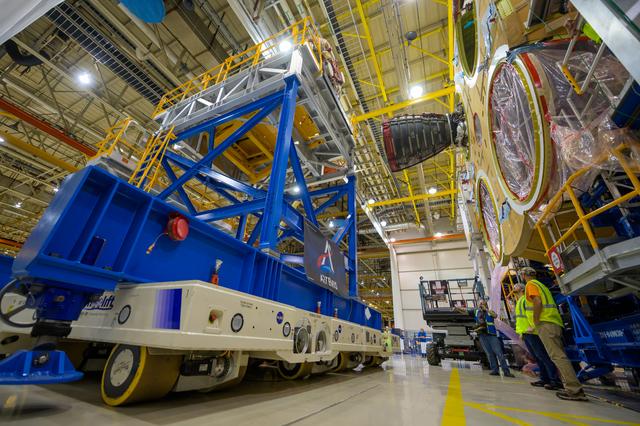 NASA image: MAF_20191028_P_Engine 1 Install-4